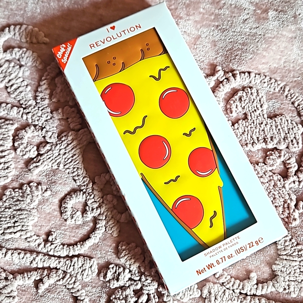 SOLD Eyeshadow makeup Pallet